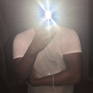 Meet your Posher, Emanuel